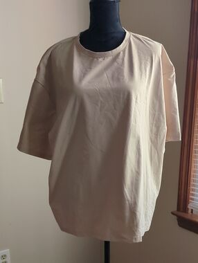 NFINITY Short-Sleeve Crewneck Tee in Beige